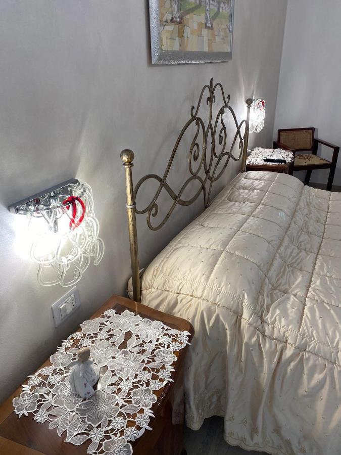 Romantica برينديسي المظهر الخارجي الصورة